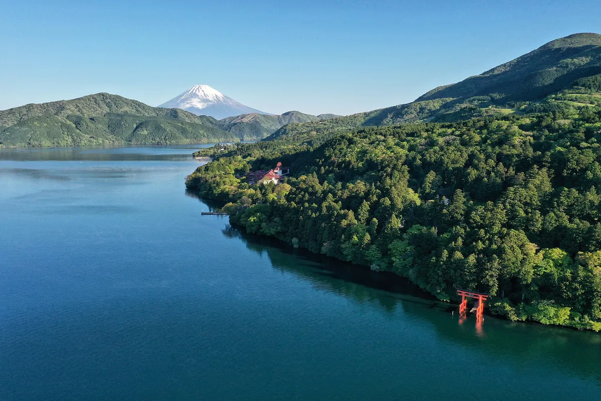 Lake Ashi and the Hakone hills, where this tour spends its afternoon