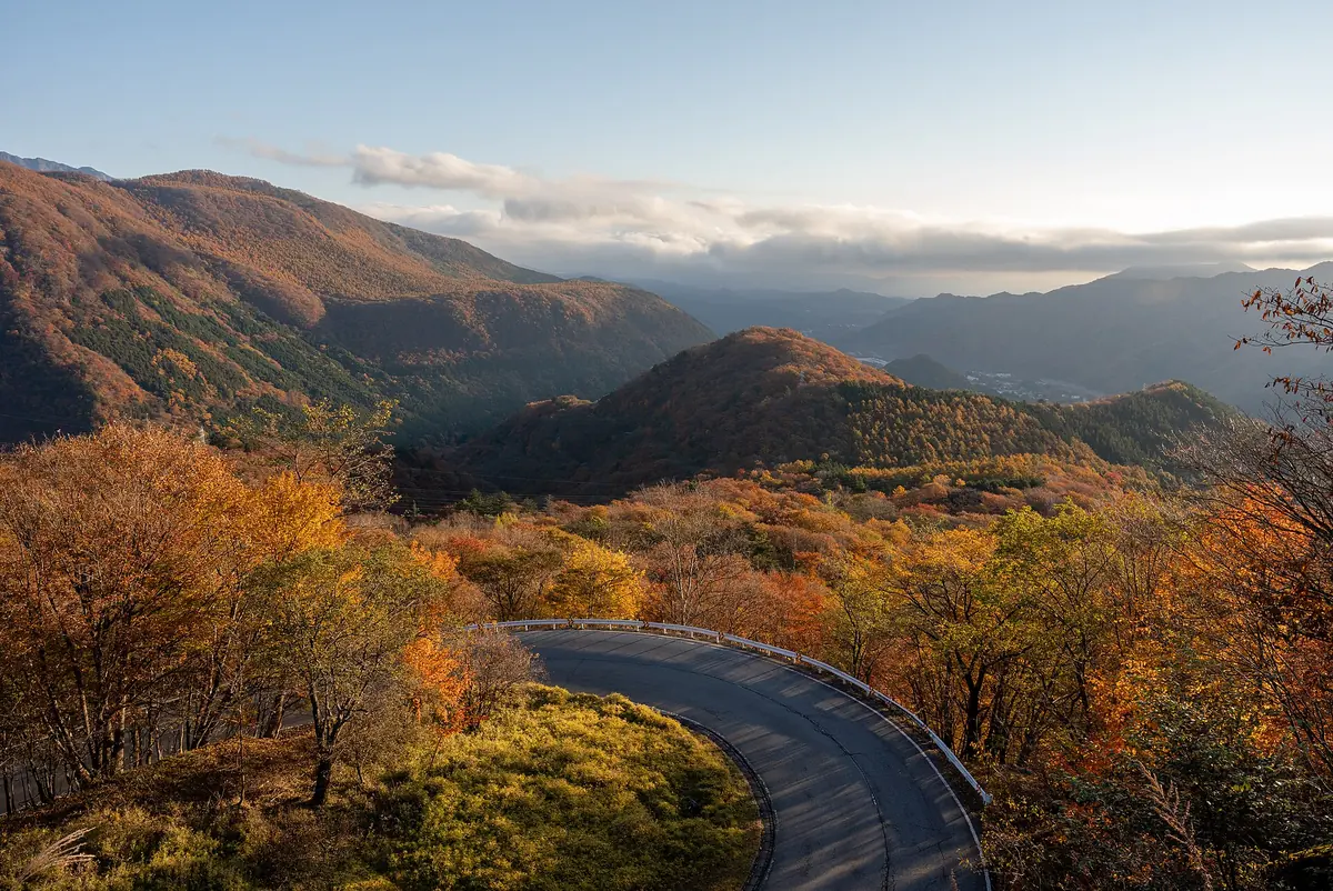 Autumn colour banding the Irohazaka mountain road at Nikko